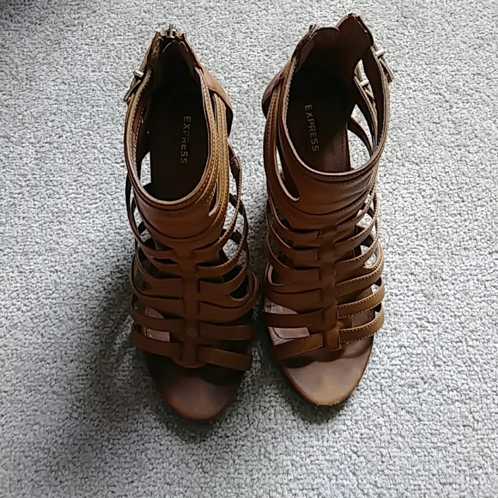 Express....🌟🌟Size 8 - Picture 3 of 3